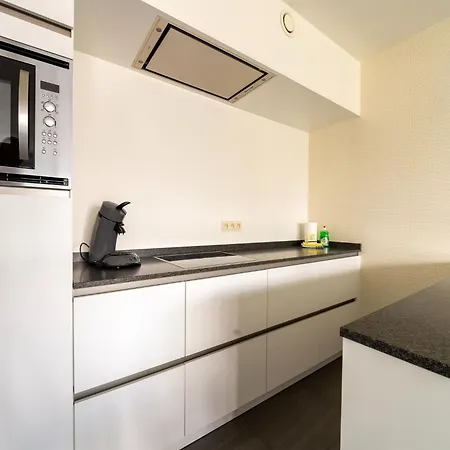 Apartamento Cozy 2-room In The Center Of *